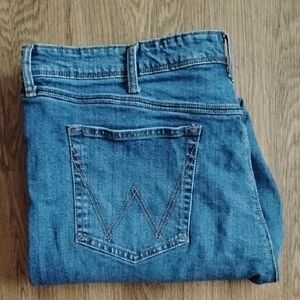 Wrangler Classic Blue Jeans